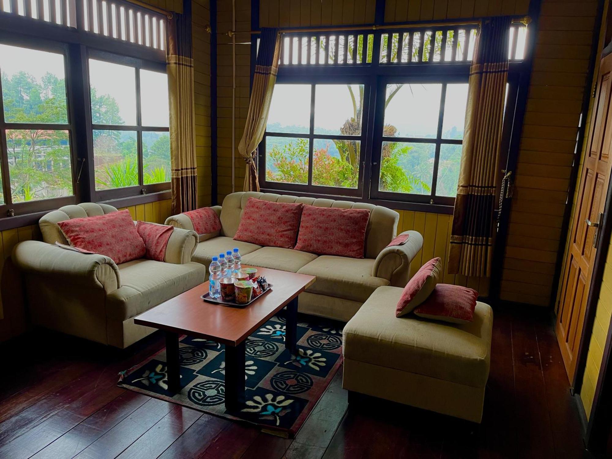 Jcc Villas, Puncak Cipayung  Екстер'єр фото